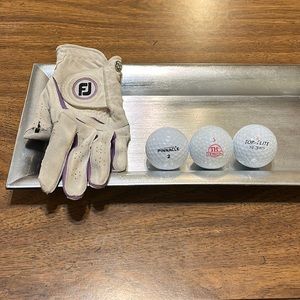 Used - FootJoy Women’s Golf Glove and Golf Balls